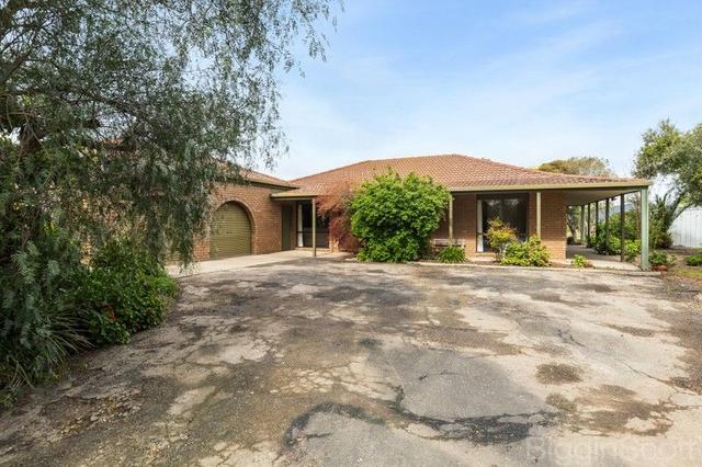 16 Leslie Street, VIC 3370