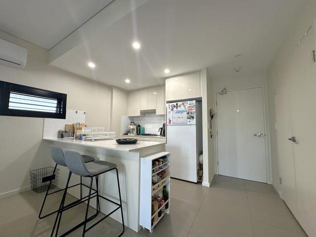 12/1 Bathurst Street, NSW 2170