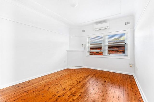 4/32 Bartlett Street, NSW 2130