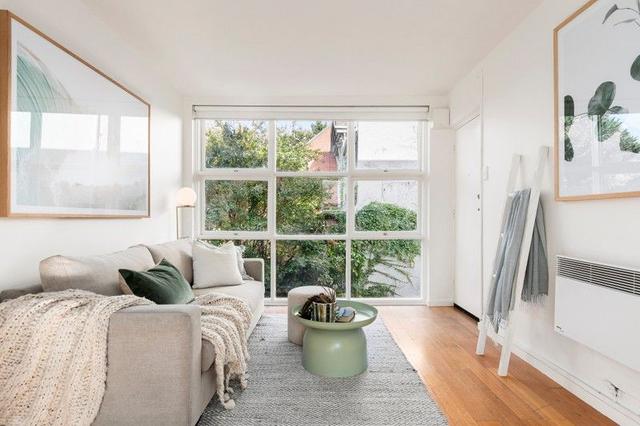 3/10 Gurner Street, VIC 3182