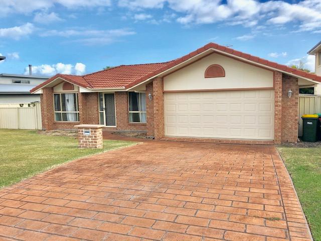 8 Surfsound Ave, NSW 2430