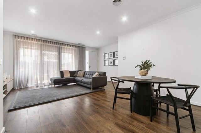 10 Surfers Crescent, VIC 3201