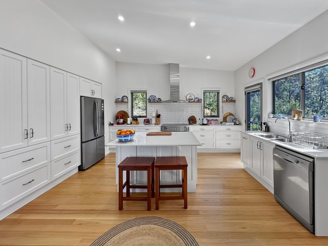 8 Hanna Place, NSW 2536