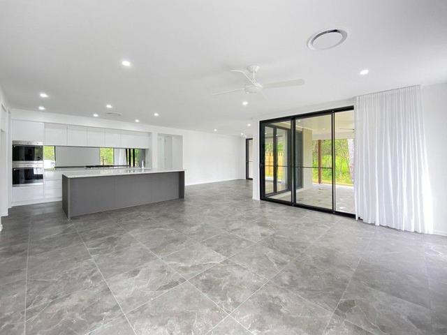 1/59 Bonogin Road, QLD 4213