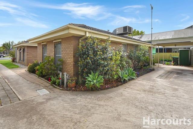 2/7 Roberts Avenue, VIC 3400