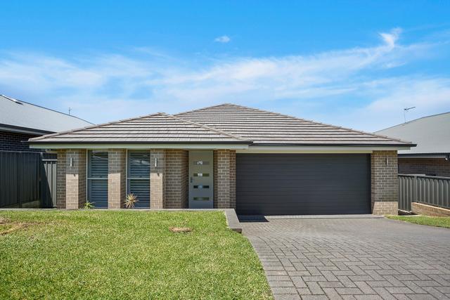 14 St Ives Road, NSW 2529