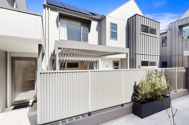 2/33 Taylor Street, NSW 2533