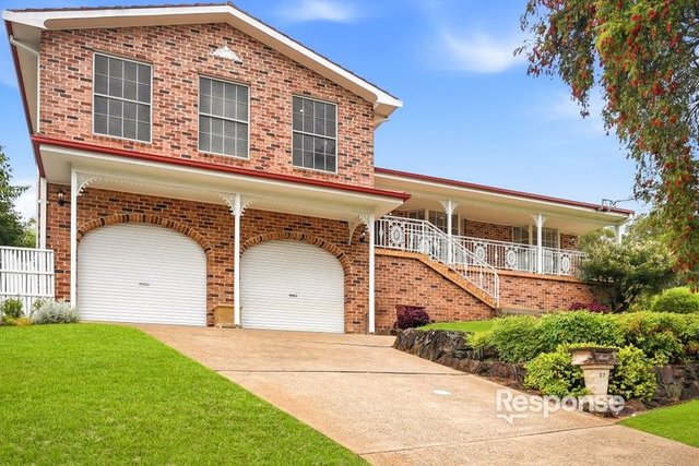 37 Currawong Crescent, NSW 2750