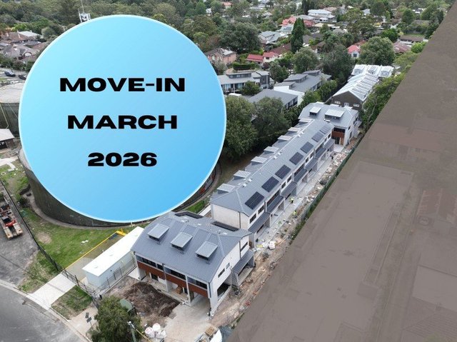 5 Bedroom/9-9a Old Berowra Road, NSW 2077