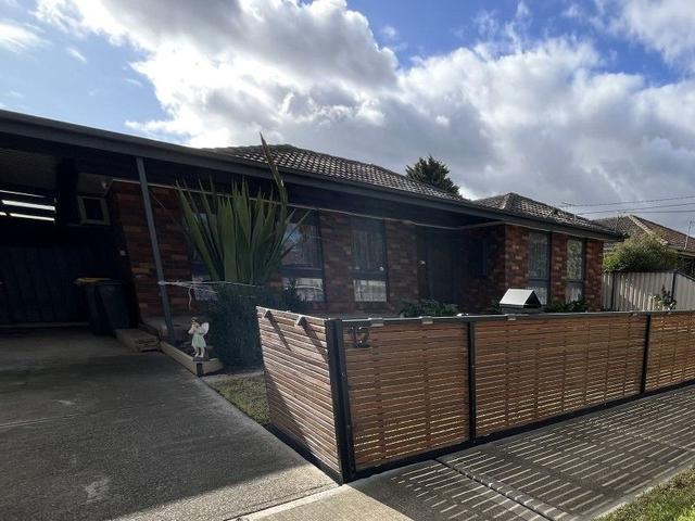 12 Tarlee Drive, VIC 3021