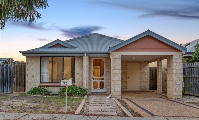 32 Everard Avenue, WA 6069