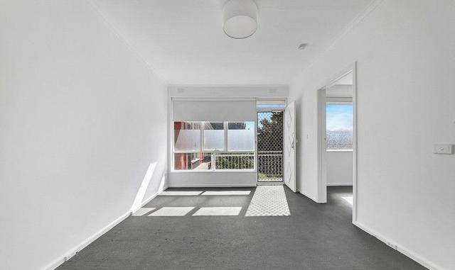 10/12 Rosedale Avenue, VIC 3163