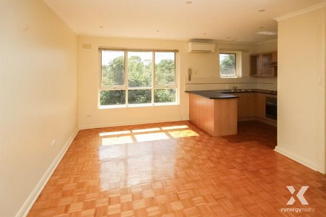 4/8 Wahroongaa Cres, VIC 3163