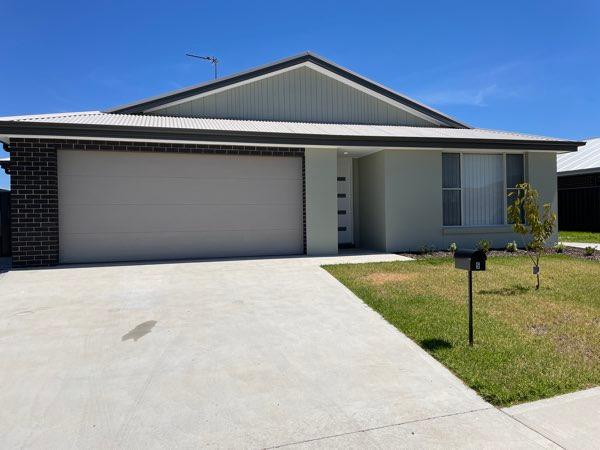 5 Madeleine Drive, NSW 2580