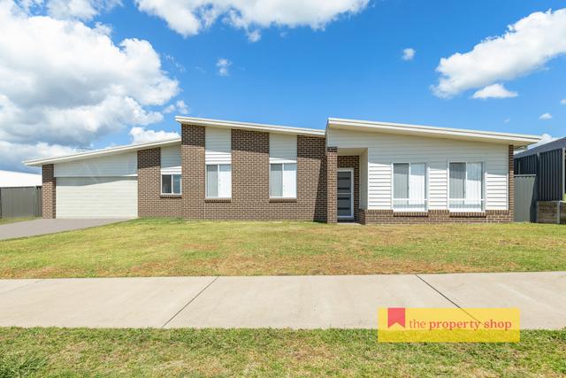 16 Knox Crescent, NSW 2850