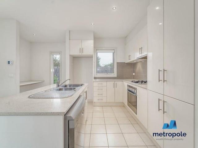 2/51 Lonsdale Avenue, VIC 3188