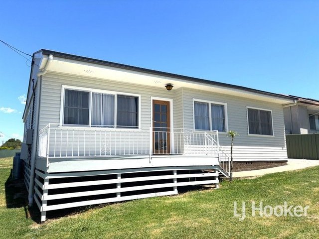 143 Brae  Street, NSW 2360