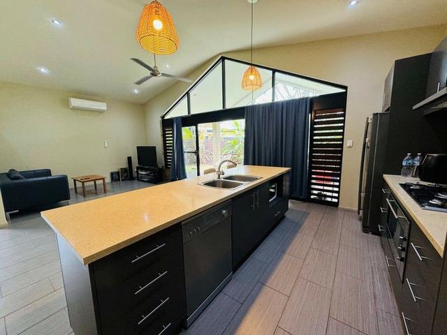 Unit 2/22-24 Jackey Jackey St, QLD 4852