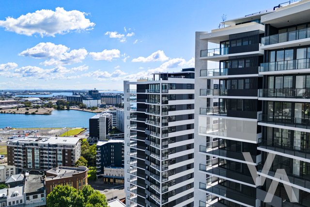 1705/1 National Park Street, NSW 2300