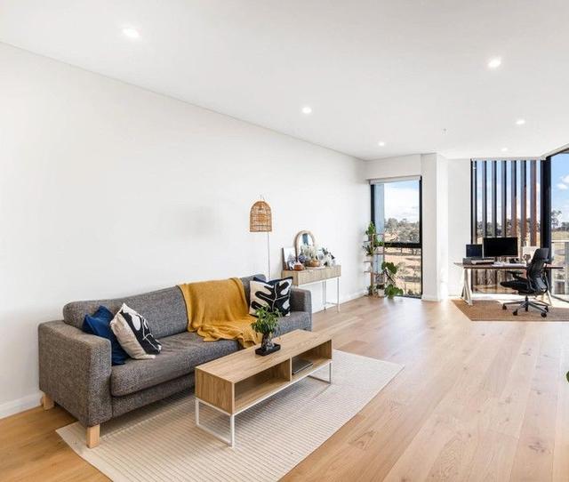 807/32 Civic Way, NSW 2155