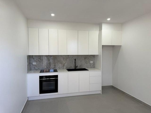 37B River Avenue, NSW 2165