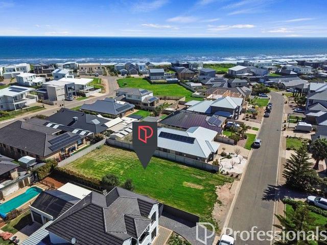 16 Shoreline Avenue, SA 5174