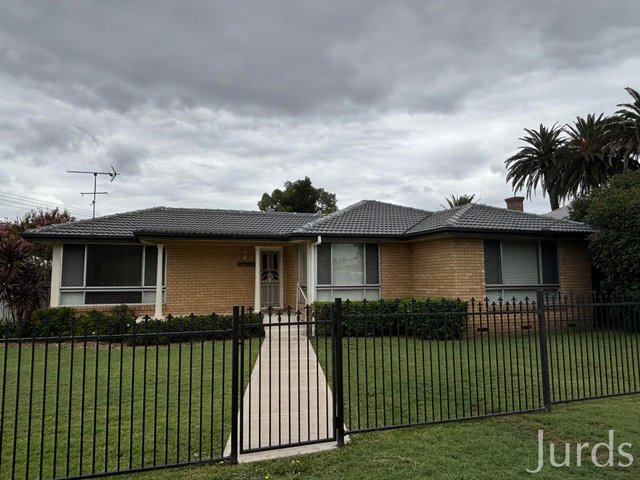 1 Attwater Avenue, NSW 2325