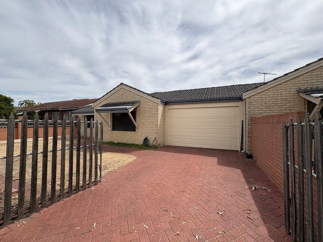 1/12 Stephen Street, WA 6107