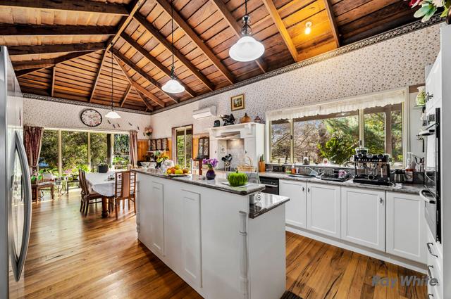 8 Berriman Drive, NSW 2537