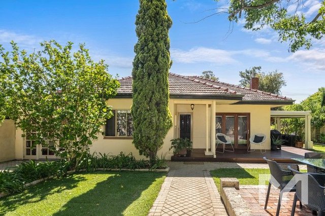 12 Brown Road, WA 6156