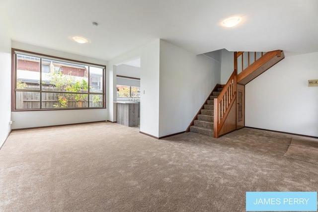 3/9 Warrigal Road, VIC 3166