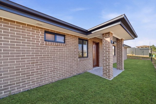 9a Rye Street, NSW 2560