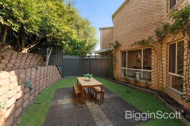 1/30-32 Larkspur Avenue, VIC 3108