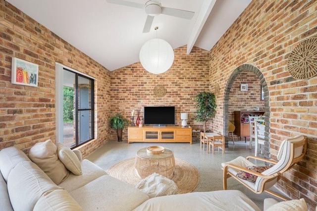 12 St Andrews Avenue, NSW 2444