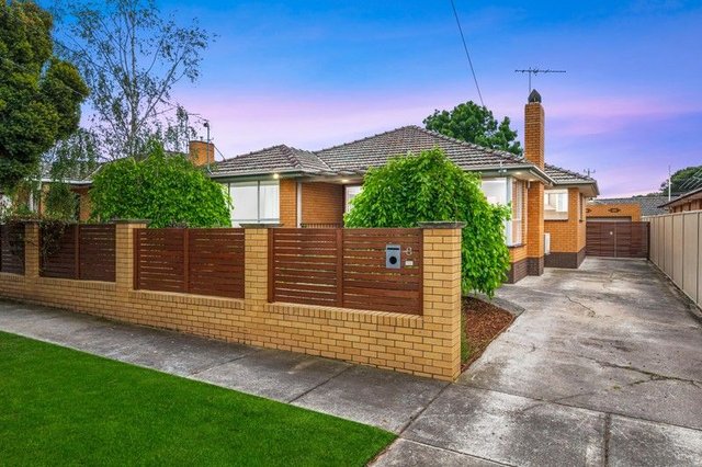 8 Quamby Avenue, VIC 3215