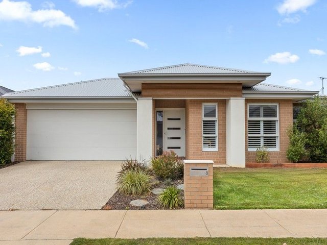 8 Centurian Street, VIC 3226