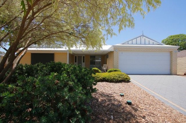 2 Throsby Street, WA 6148