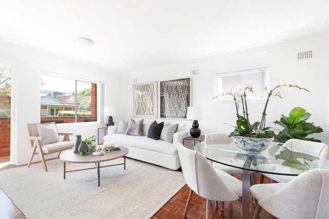 3/2B Market  Street, NSW 2047