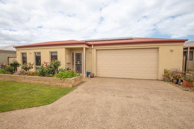 15 Bakker Place, VIC 3860