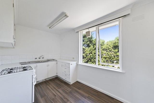 9/10 Cromwell Road, VIC 3141
