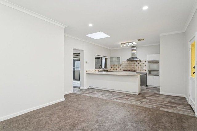 9 Bartlett Crescent, WA 6018