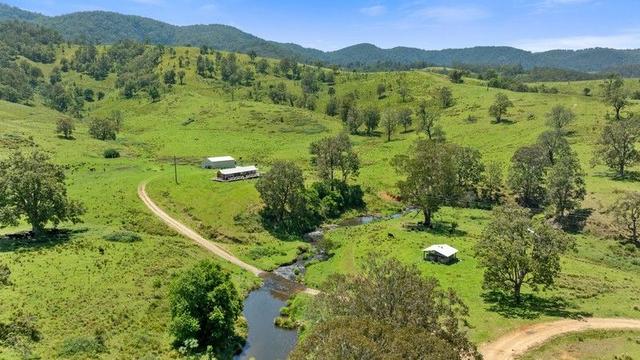 "Bridlevale" 83 Nuggety Gully Rd, NSW 2354