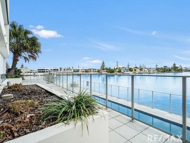 108/30-32 Paradise Island, QLD 4217
