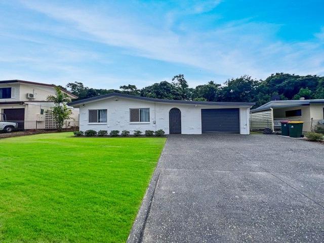 35 Survey Street, QLD 4878