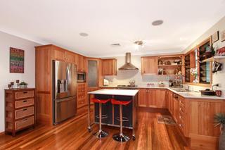 Kitchen - 33 Avon Parade Mount Kembla