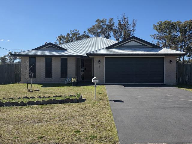 1 Lavena Court, QLD 4380