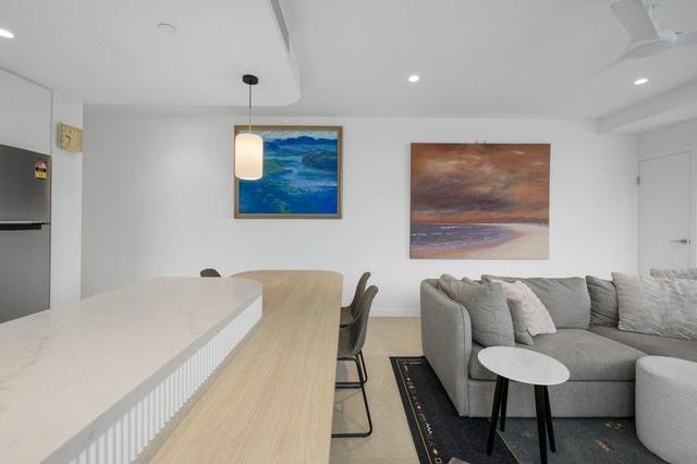 202/295 Golden Four Drive, QLD 4225