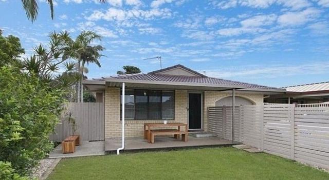 1/14 Crimson Crt, QLD 4220