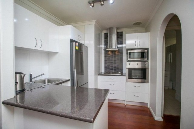 10/10 East Street, WA 6051