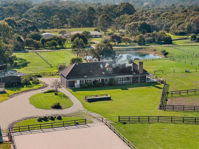 2 Seaview Avenue, VIC 3915